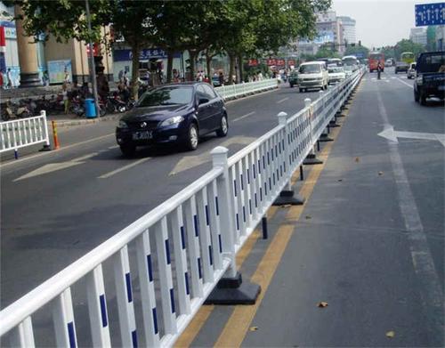 市政道路護(hù)欄多少錢(qián)一米